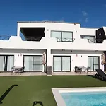 Sunshine - Saltwater Corralejo